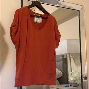 Rust colored tee